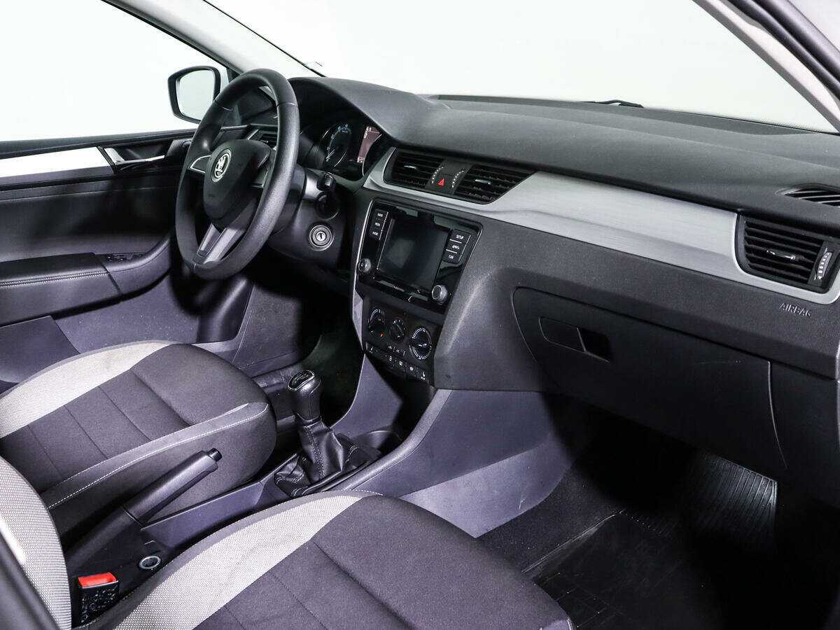 Skoda Rapid б/у, 2019, Механическая. Фото: #6