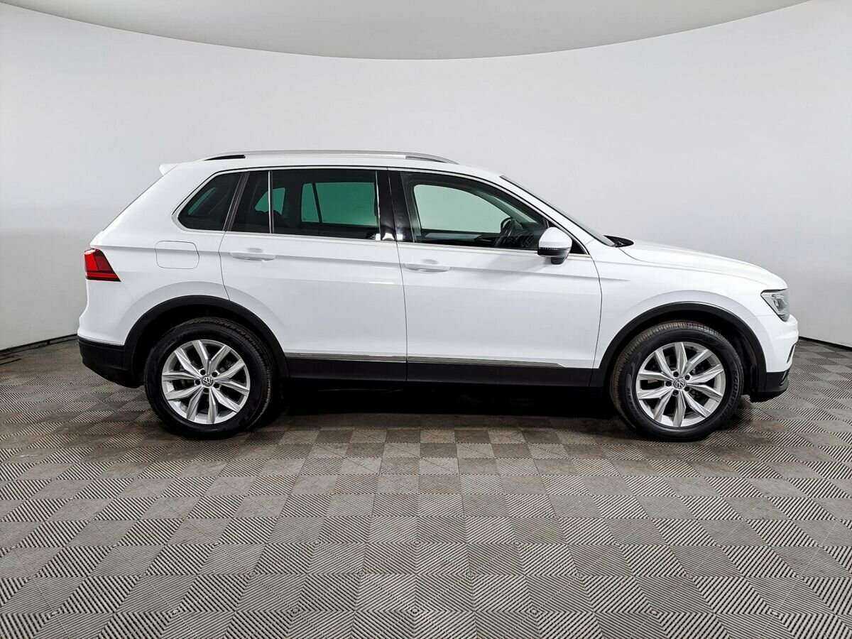 Volkswagen Tiguan б/у, 2017, Роботизированная. Фото: #3