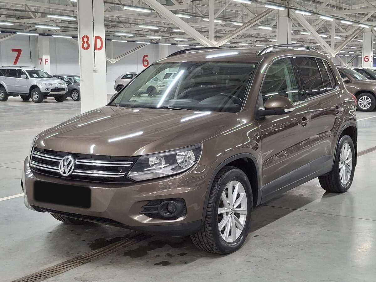 Volkswagen Tiguan б/у, 2015, Автоматическая. Посмотреть фото