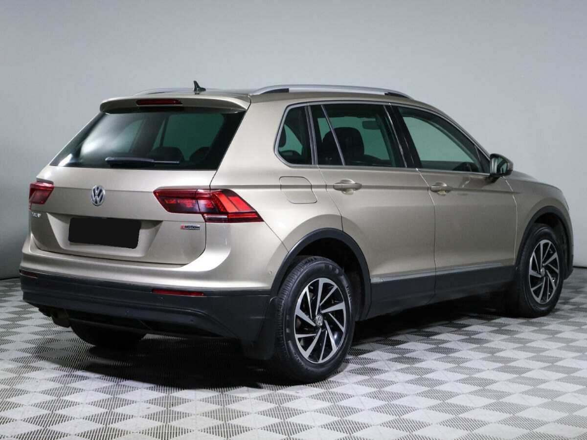 Volkswagen Tiguan б/у, 2018, Роботизированная. Фото: #3