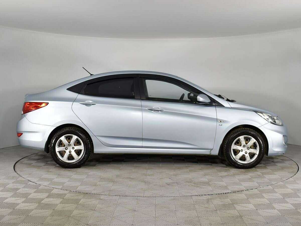 Hyundai Solaris б/у, 2012, Автоматическая. Фото: #4