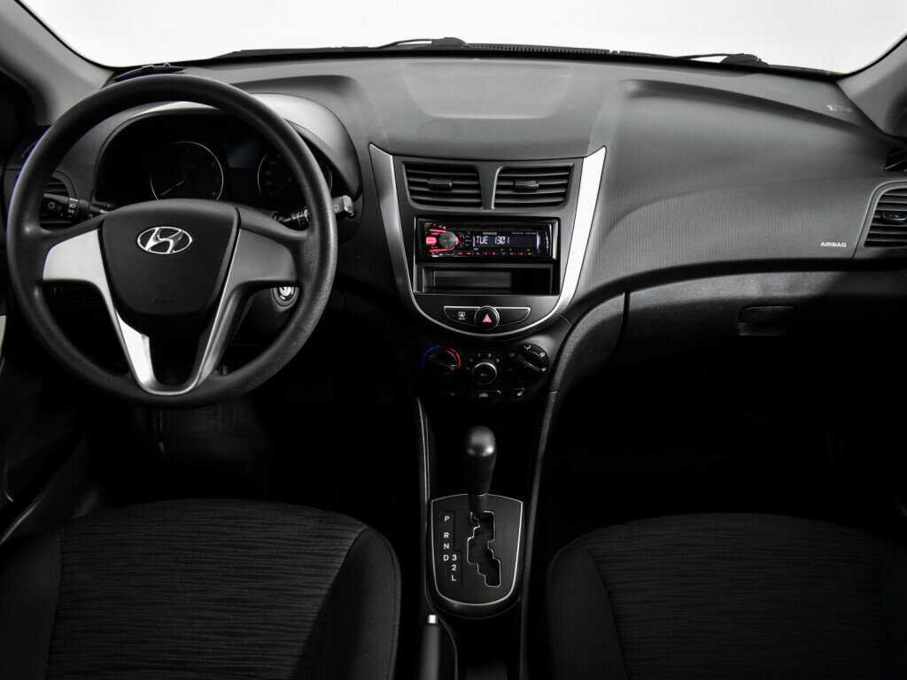 Hyundai Solaris б/у, 2015, Автоматическая. Фото: #11