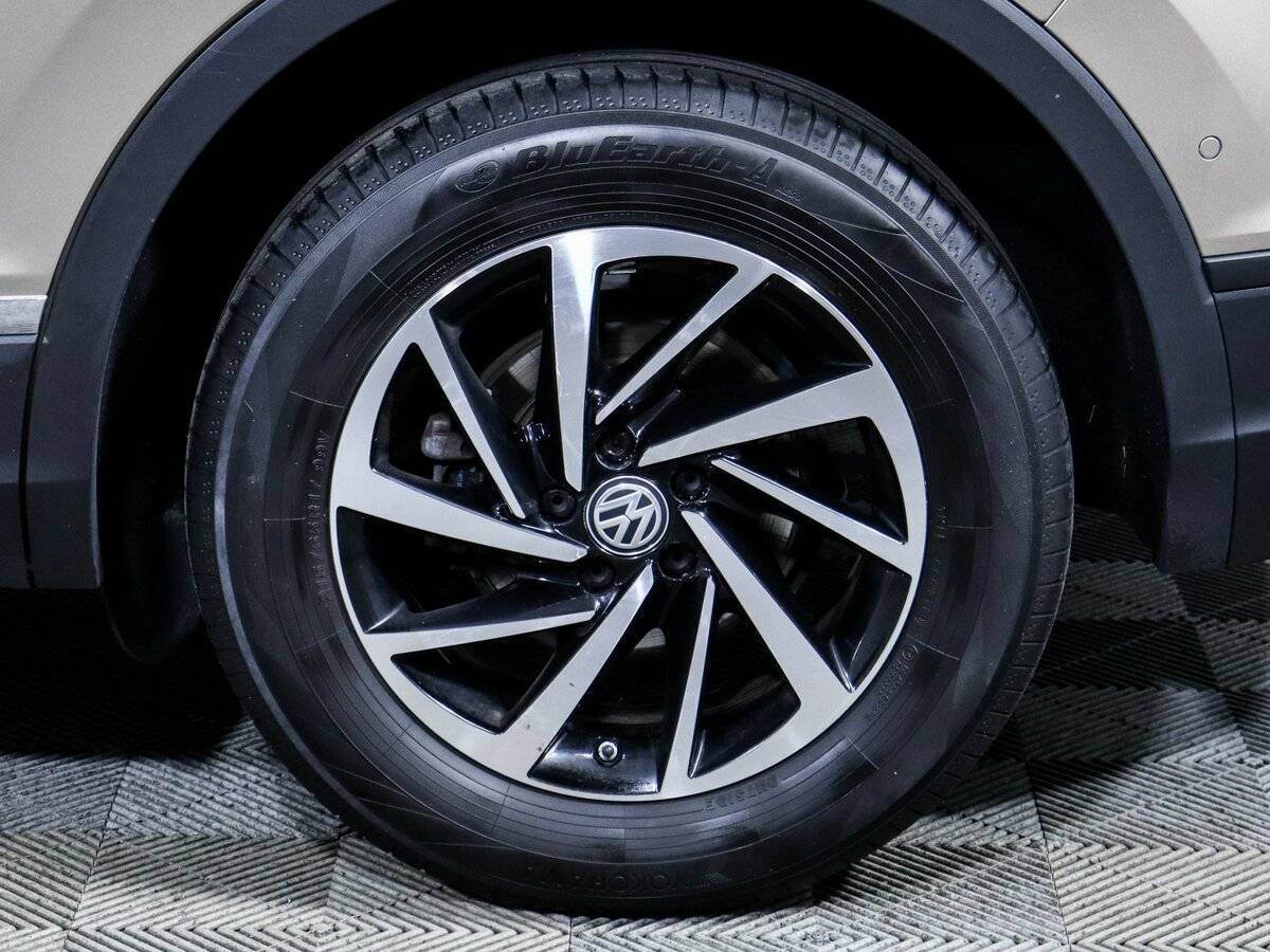 Volkswagen Tiguan б/у, 2018, Роботизированная. Фото: #10