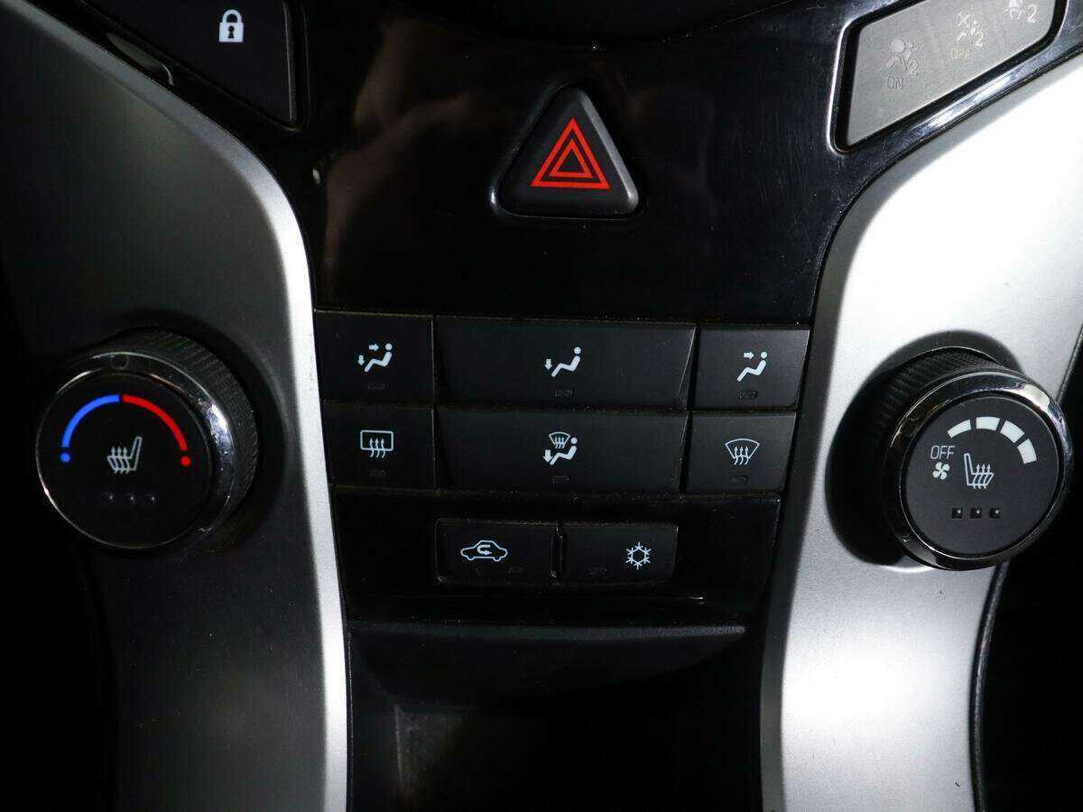Chevrolet Cruze б/у, 2012, Механическая. Фото: #15