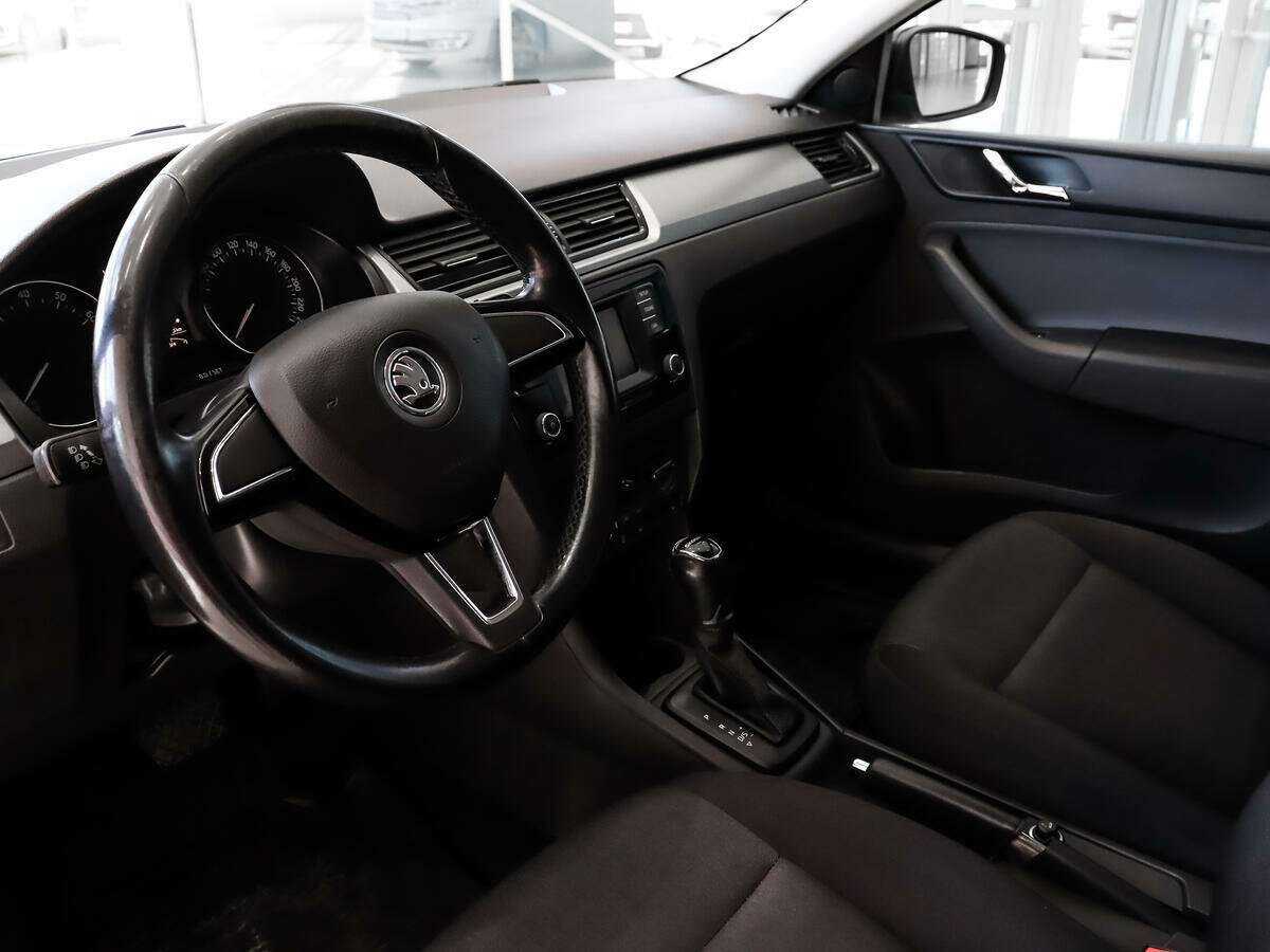 Skoda Rapid б/у, 2016, Автоматическая. Фото: #7