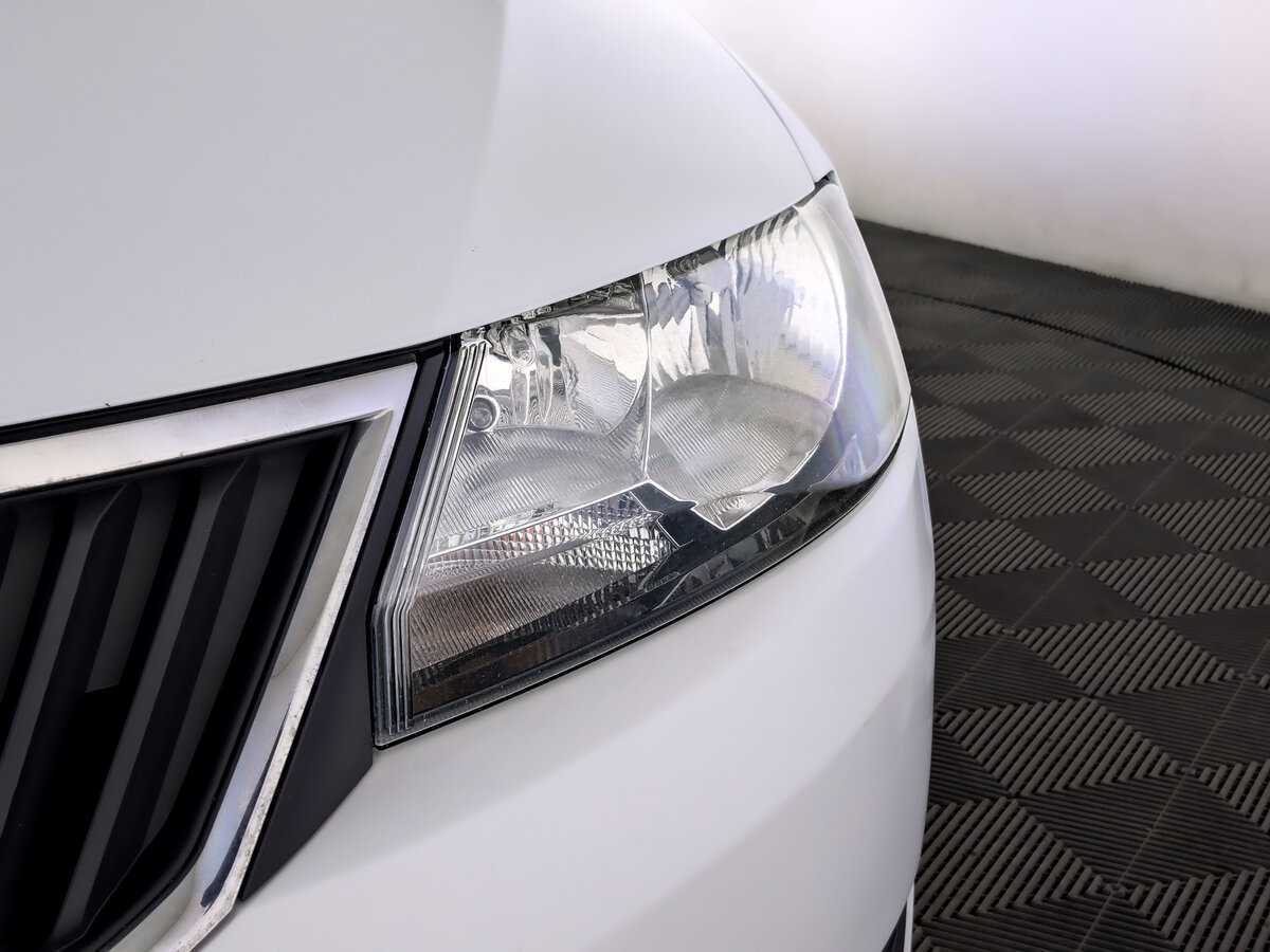 Skoda Rapid б/у, 2017, Механическая. Фото: #16