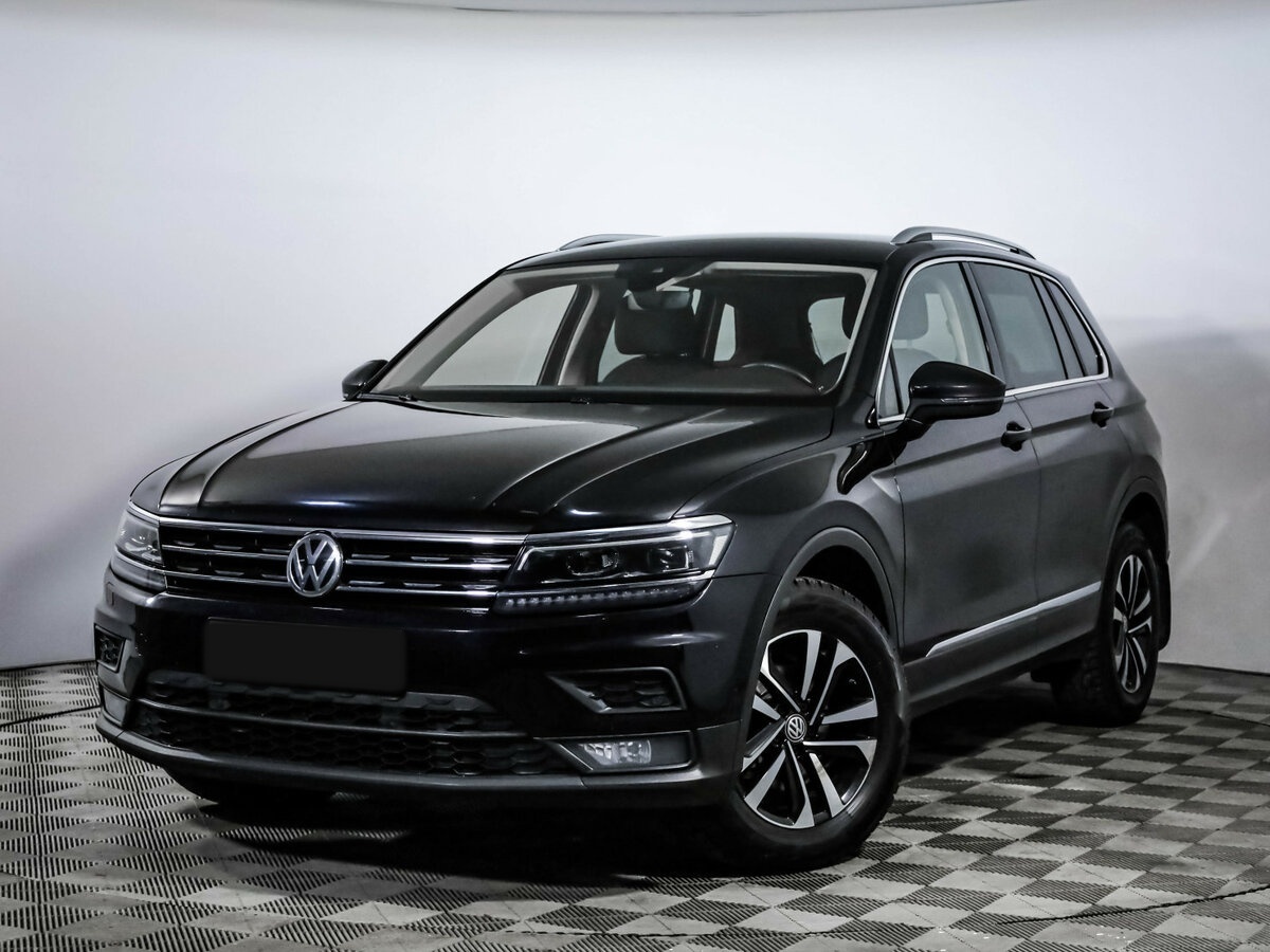 Volkswagen Tiguan б/у, 2019, Роботизированная. Посмотреть фото