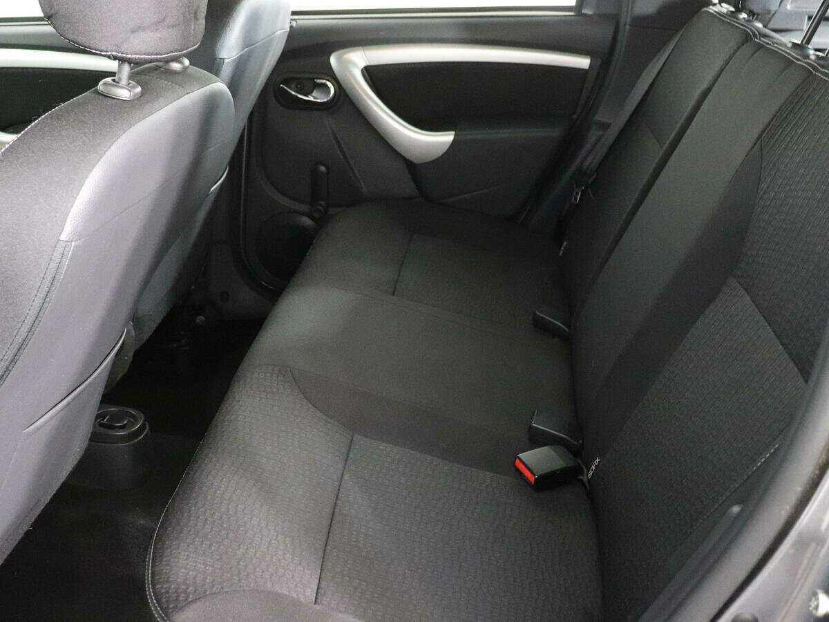 Nissan Terrano б/у, 2017, Автоматическая. Фото: #8