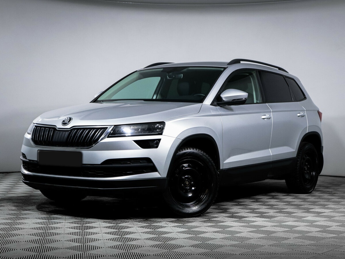 Skoda Karoq б/у, 2020, Роботизированная. Посмотреть фото