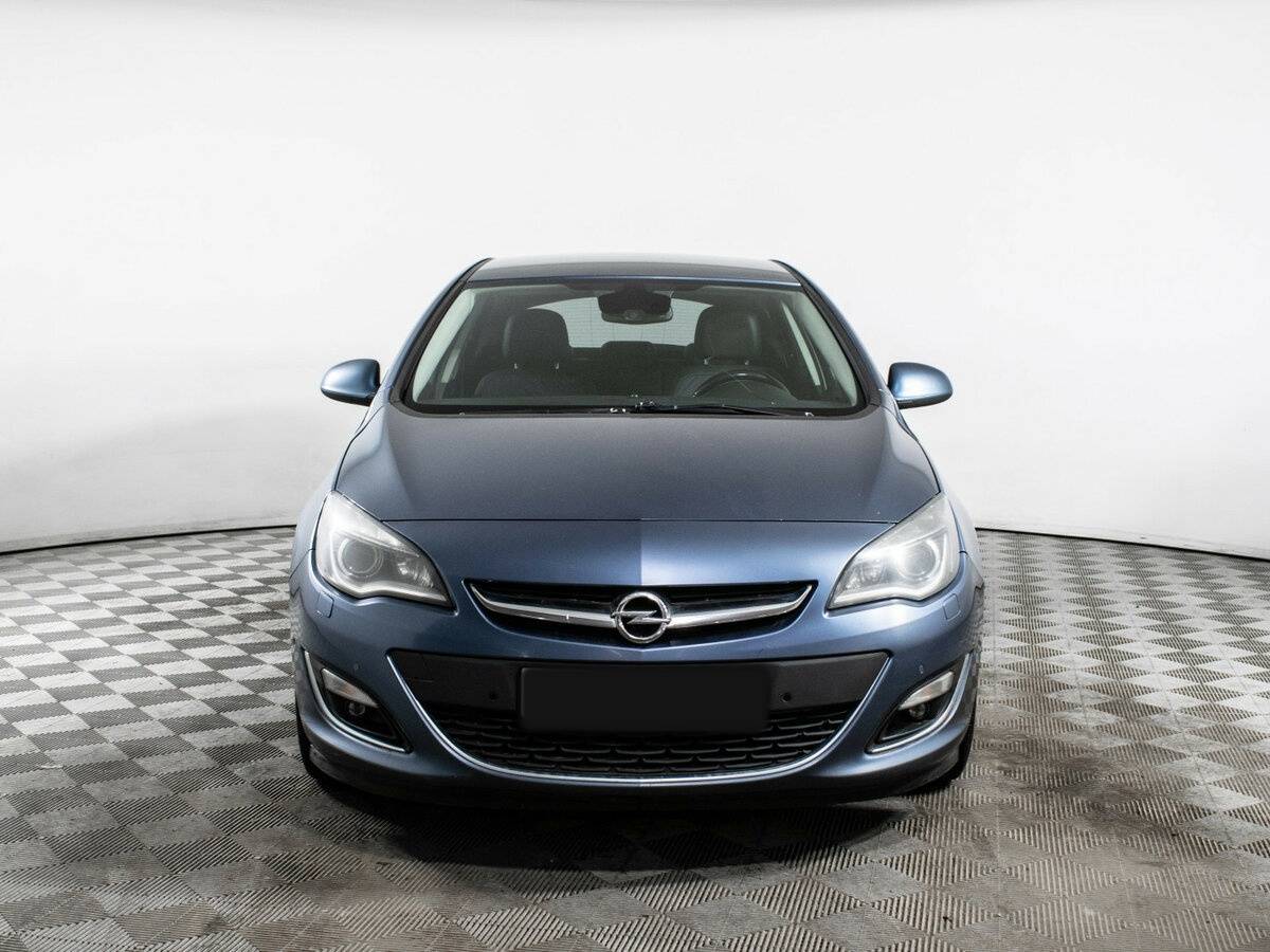 Opel Astra б/у, 2013, Автоматическая. Фото: #1