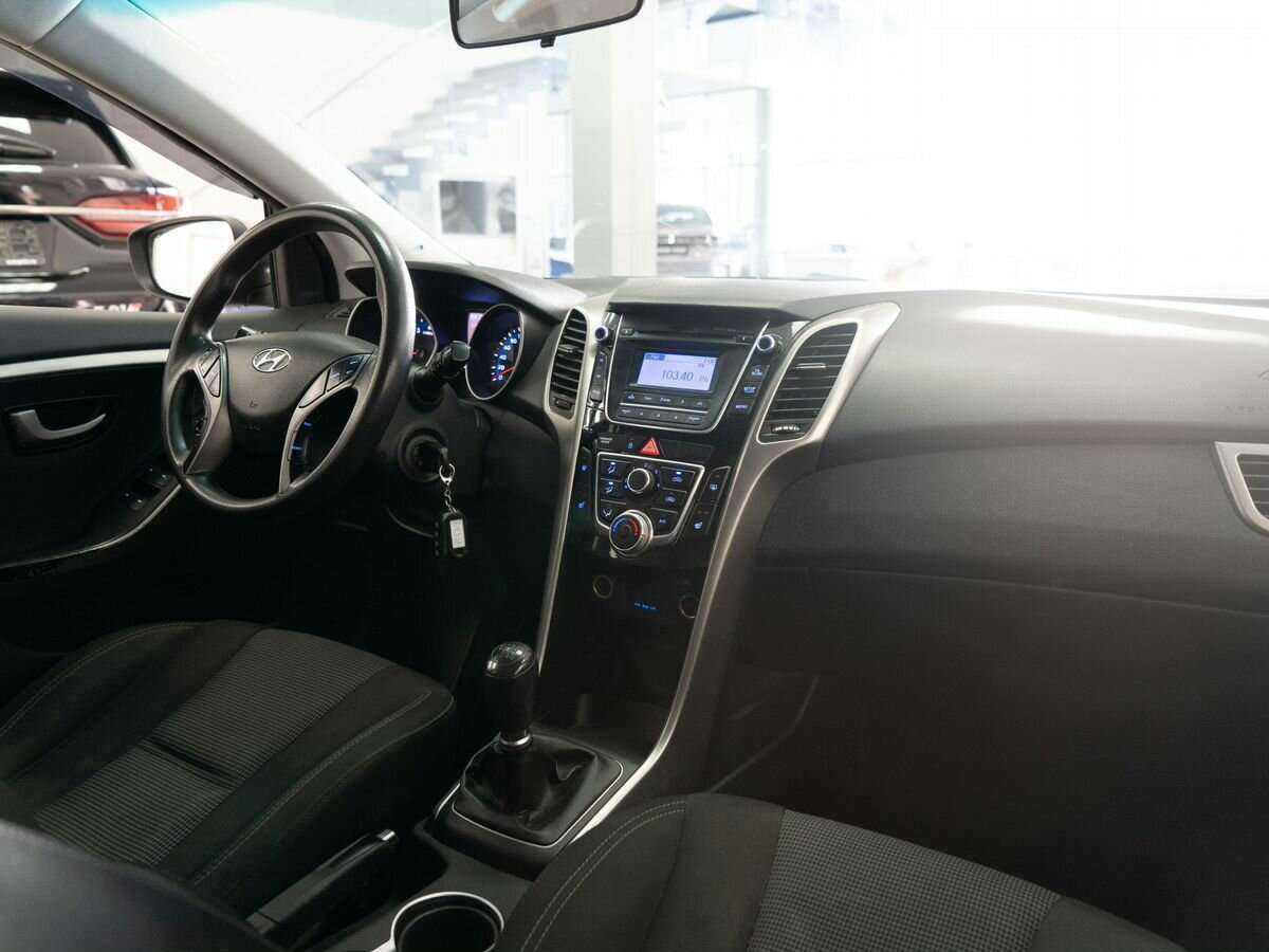 Hyundai i30 б/у, 2013, Механическая. Фото: #15
