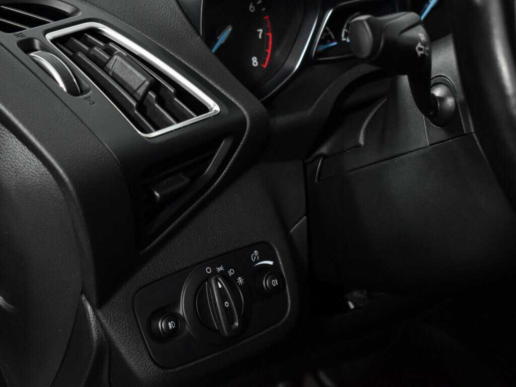 Ford Kuga б/у, 2017, Автоматическая. Фото: #9