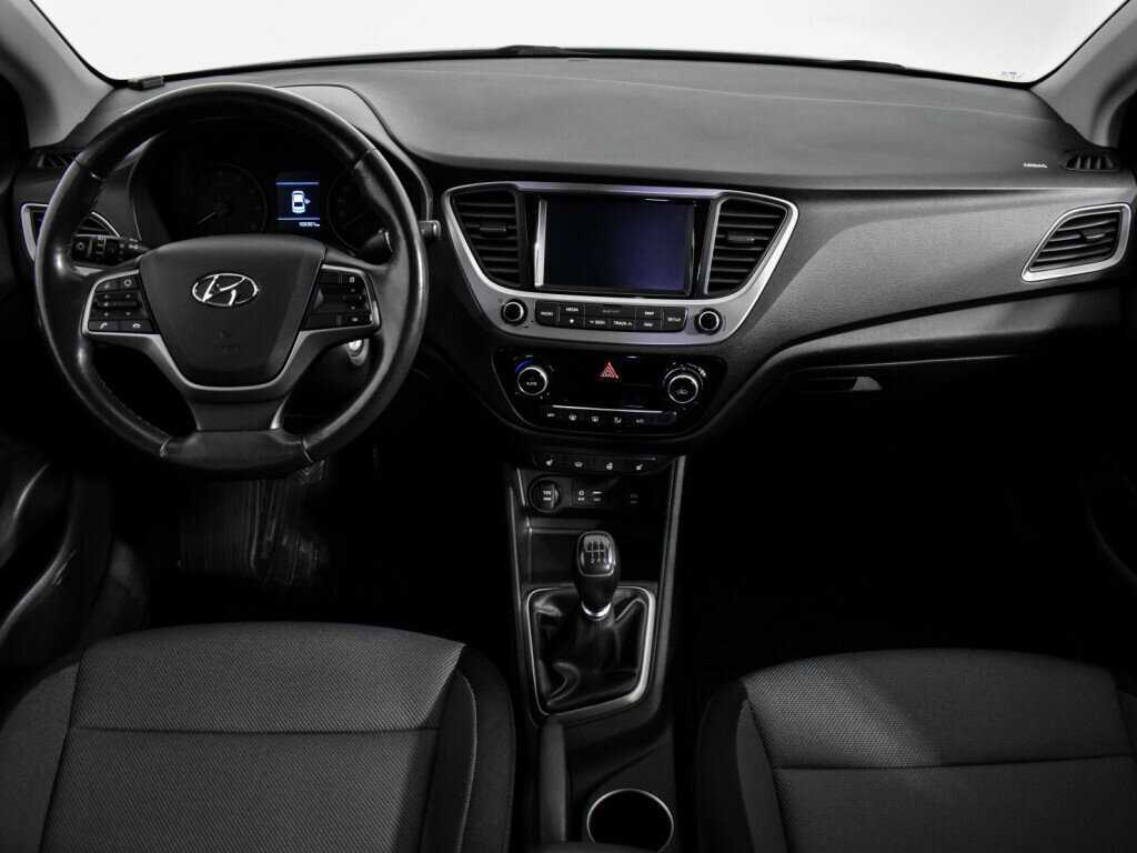 Hyundai Solaris б/у, 2017, Механическая. Фото: #13