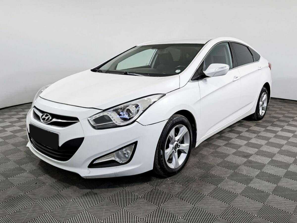 Hyundai i40 б/у, 2014, Автоматическая. Фото: #0