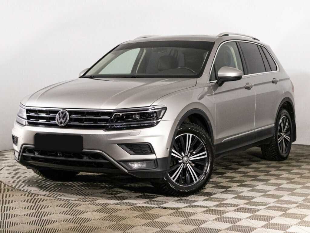 Volkswagen Tiguan б/у, 2017, Роботизированная. Посмотреть фото