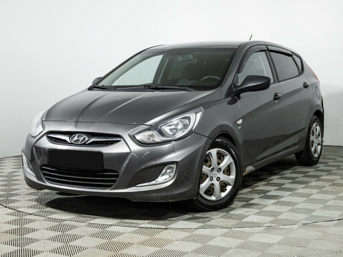 Hyundai Solaris б/у, 2012, Автоматическая. Фото: #0