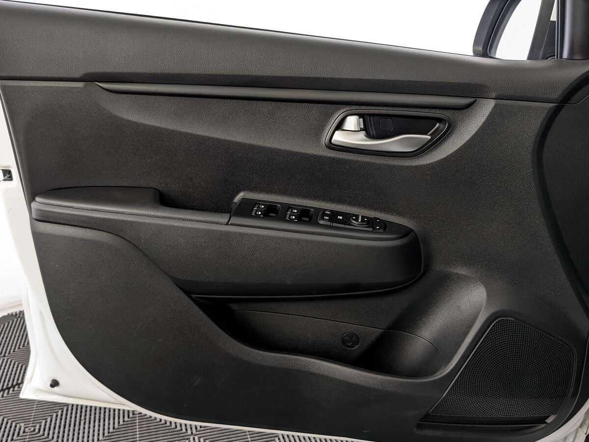 Kia Rio б/у, 2021, Автоматическая. Фото: #14