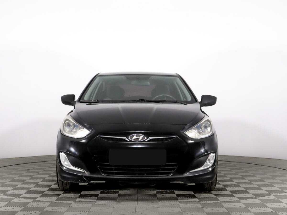 Hyundai Solaris б/у, 2013, Автоматическая. Фото: #1