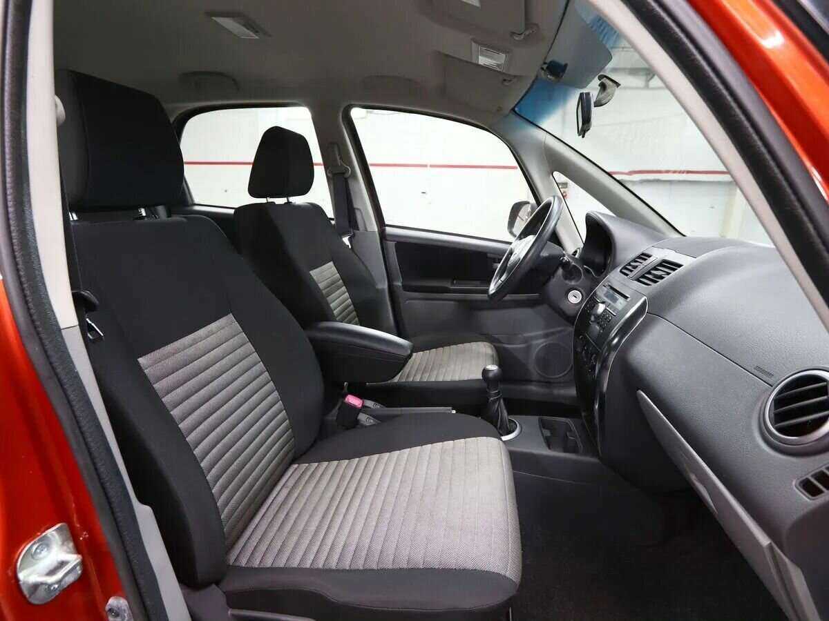 Suzuki SX4 б/у, 2013, Механическая. Фото: #7