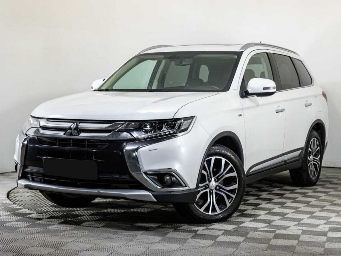 Mitsubishi Outlander б/у, 2016, Автоматическая. Фото: #0