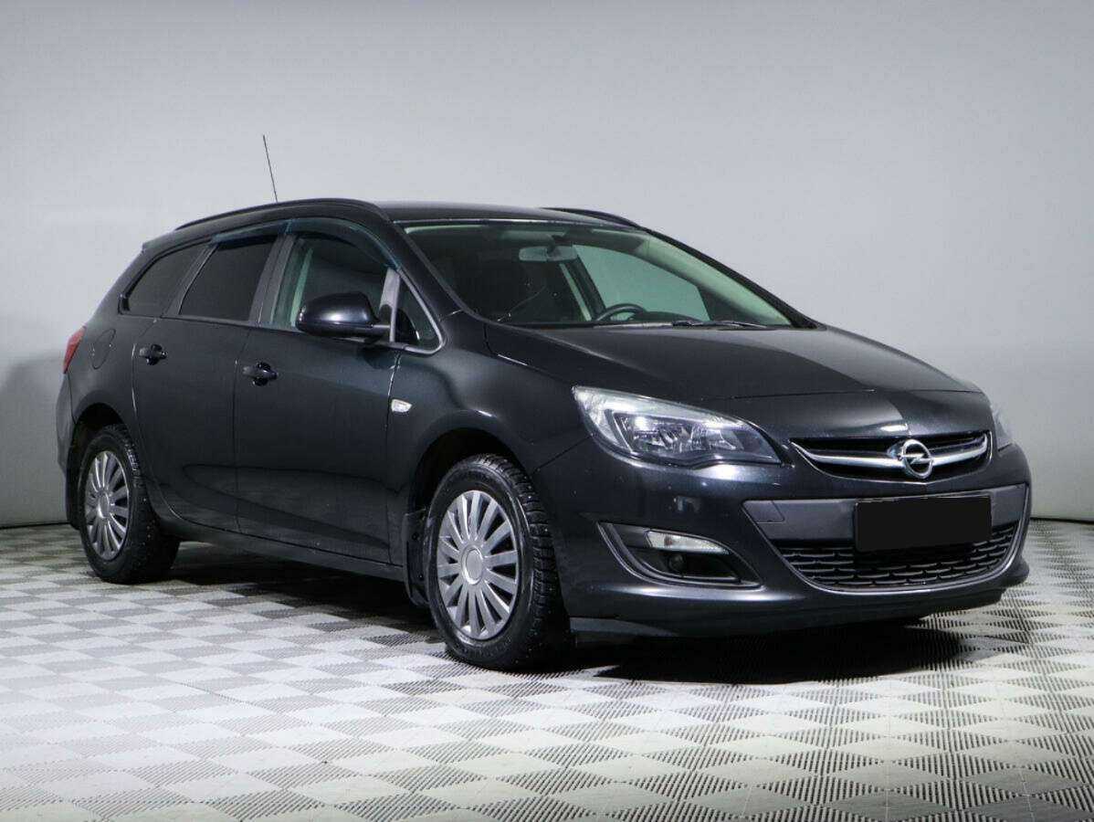 Opel Astra б/у, 2014, Автоматическая. Фото: #2