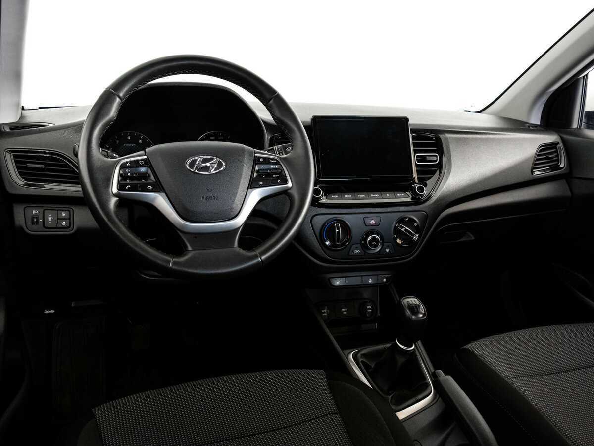 Hyundai Solaris б/у, 2021, Механическая. Фото: #8