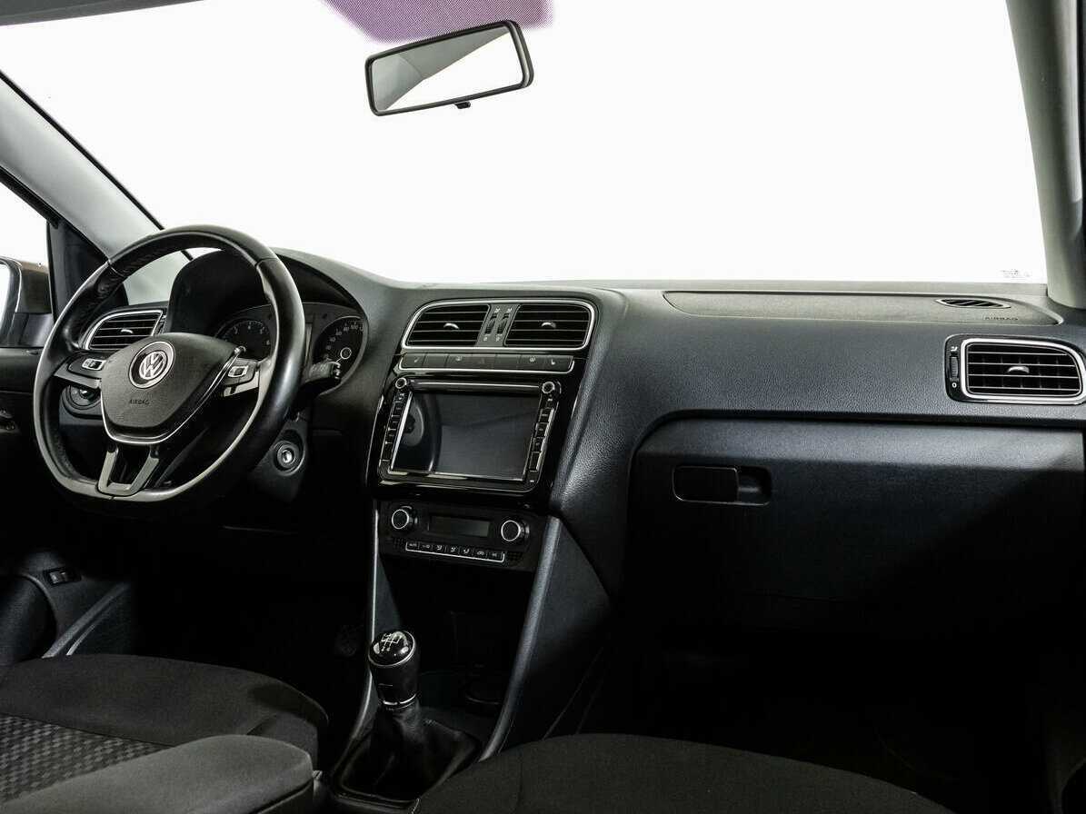 Volkswagen Polo б/у, 2018, Механическая. Фото: #8