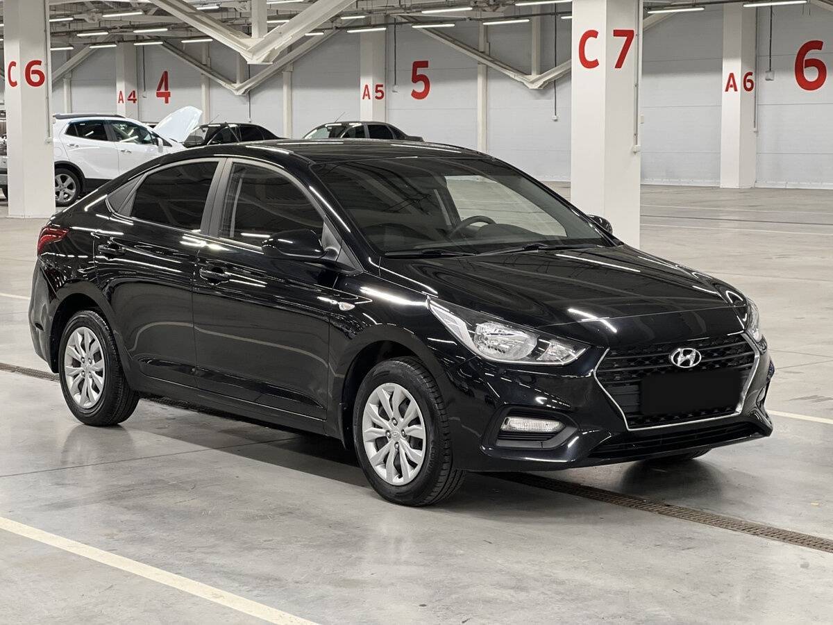 Hyundai Solaris б/у, 2017, Автоматическая. Фото: #2