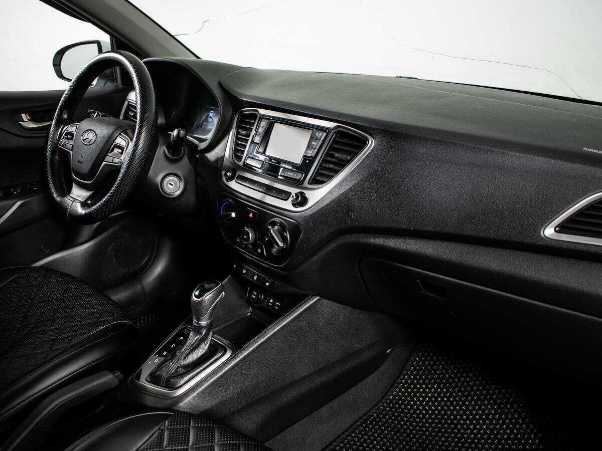 Hyundai Solaris б/у, 2018, Автоматическая. Фото: #8