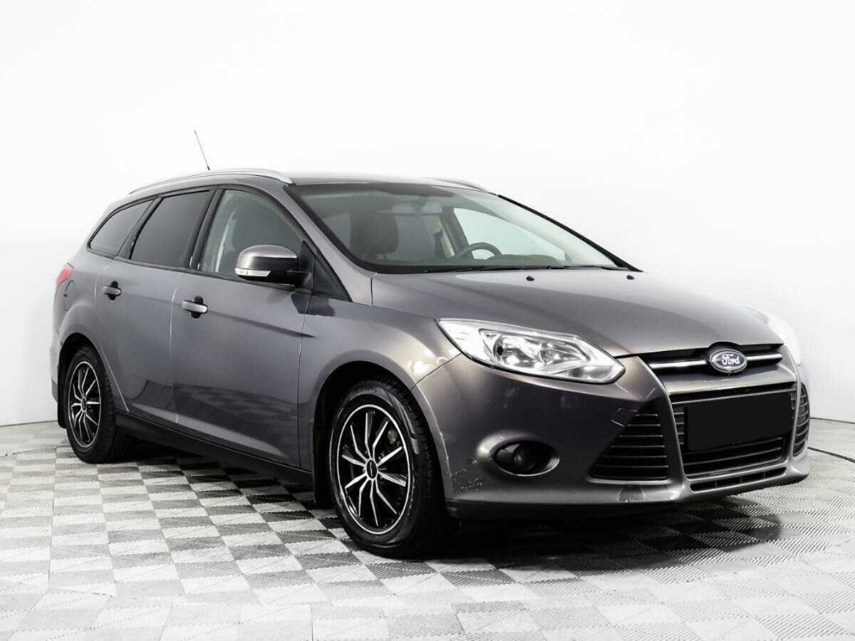 Ford Focus б/у, 2013, Механическая. Фото: #2