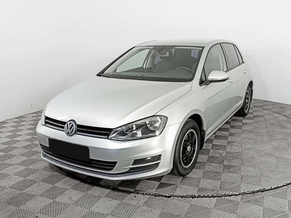 Volkswagen Golf б/у, 2013, Механическая. Посмотреть фото