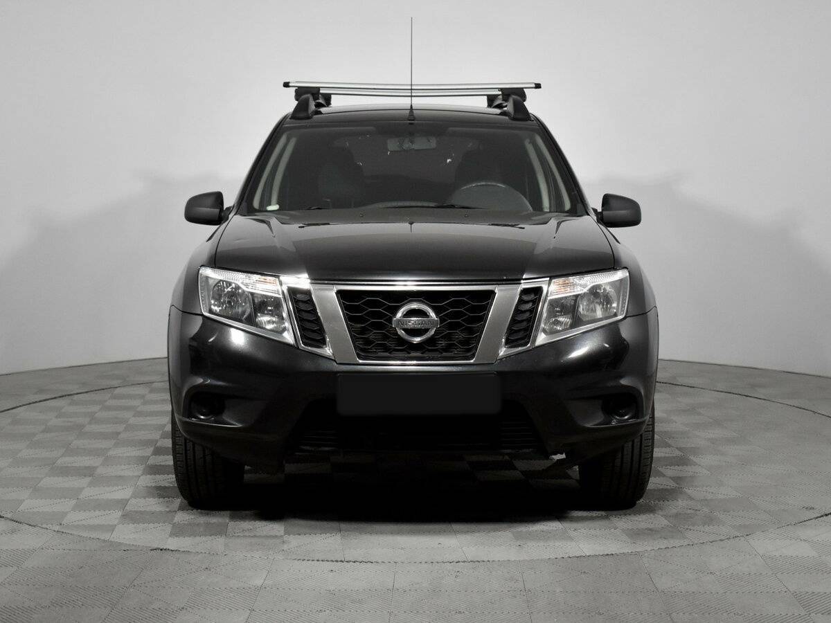 Nissan Terrano б/у, 2014, Автоматическая. Фото: #1