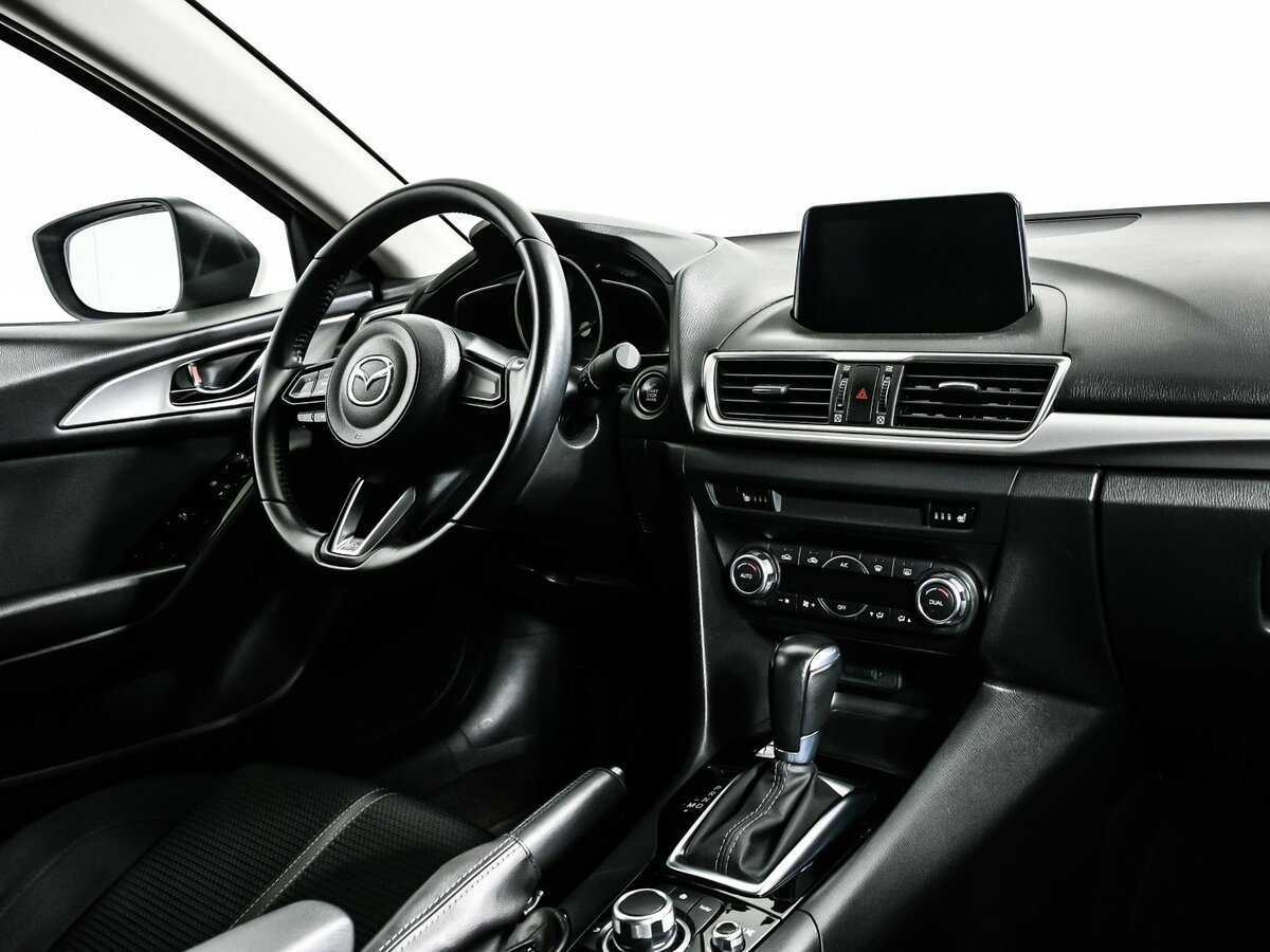 Mazda 3 б/у, 2018, Автоматическая. Фото: #8