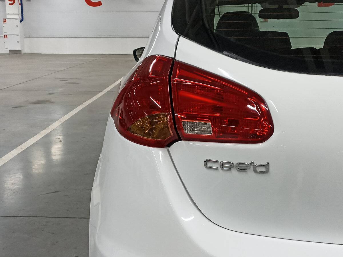 Kia Ceed б/у, 2015, Автоматическая. Фото: #8