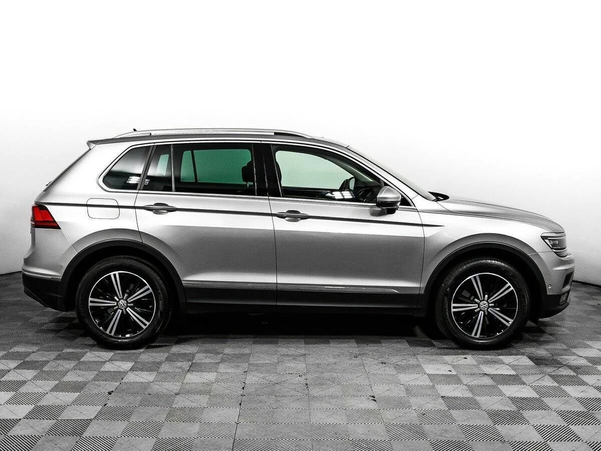 Volkswagen Tiguan б/у, 2017, Роботизированная. Фото: #3