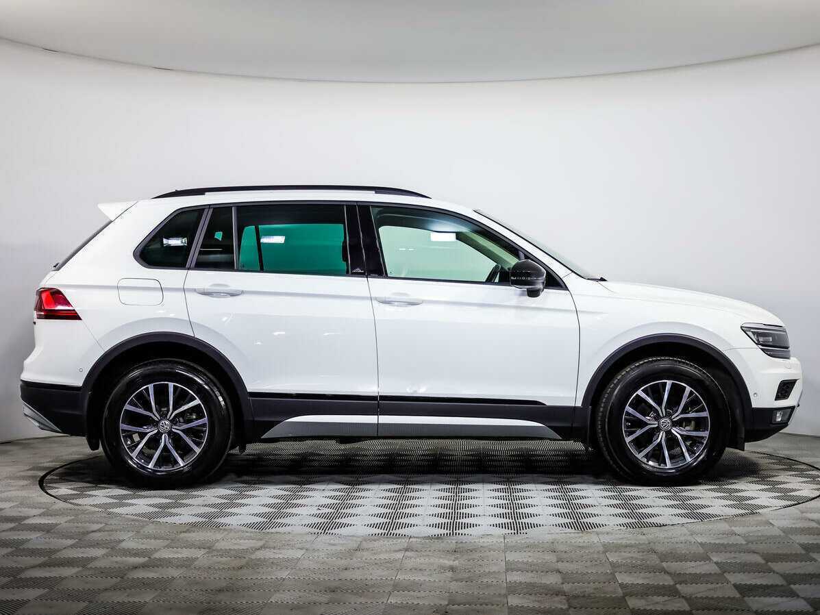 Volkswagen Tiguan б/у, 2019, Роботизированная. Фото: #2