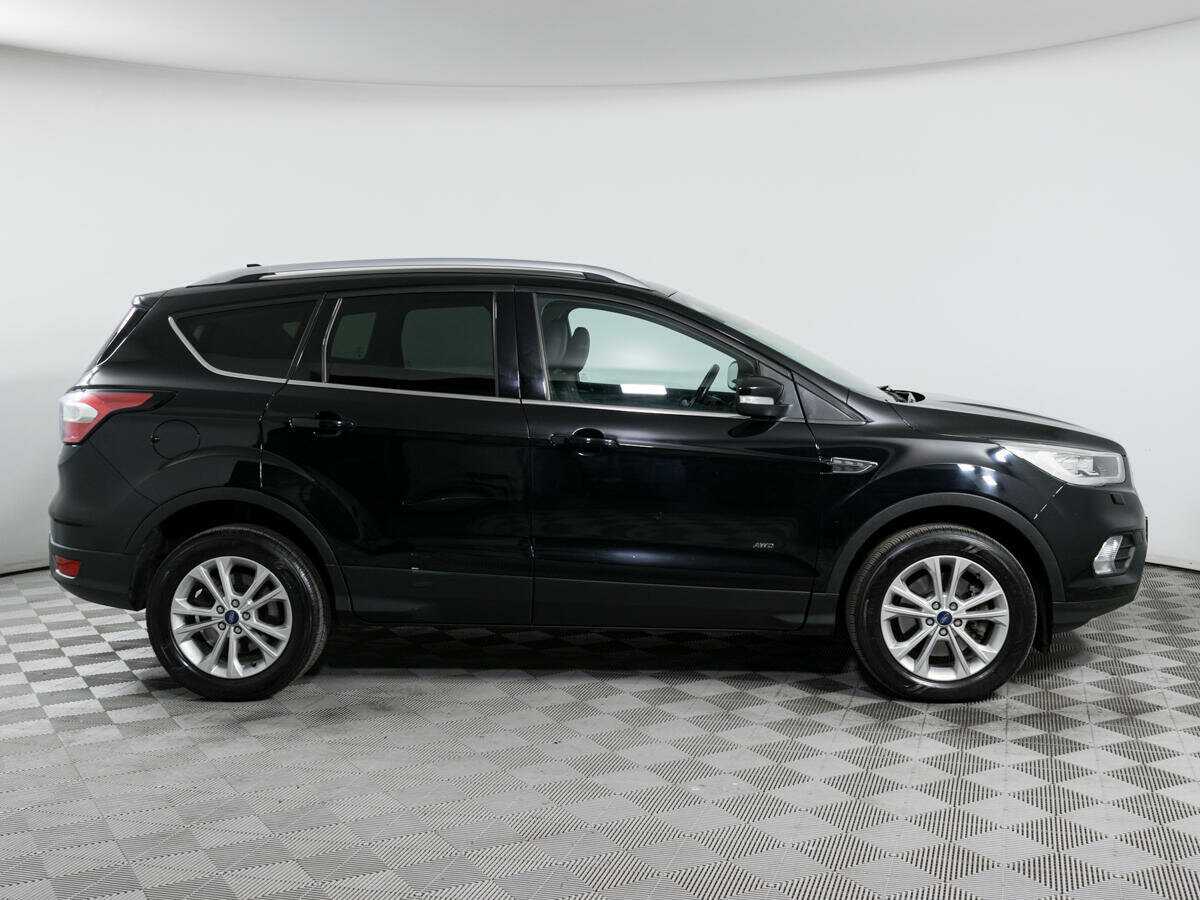 Ford Kuga б/у, 2017, Автоматическая. Фото: #3