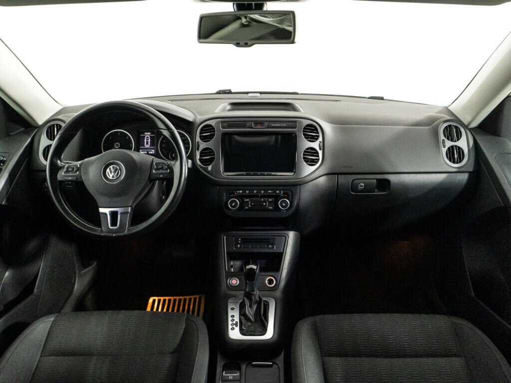 Volkswagen Tiguan б/у, 2012, Автоматическая. Фото: #12