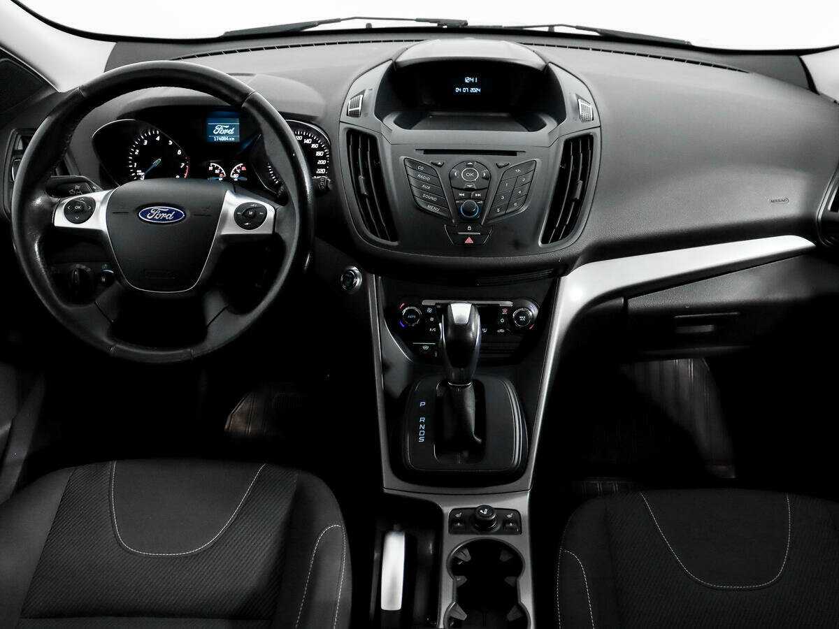 Ford Kuga б/у, 2015, Автоматическая. Фото: #10