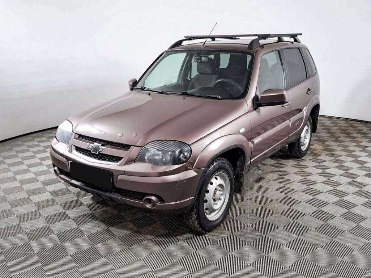 Chevrolet Niva б/у, 2017, Механическая. Фото: #0