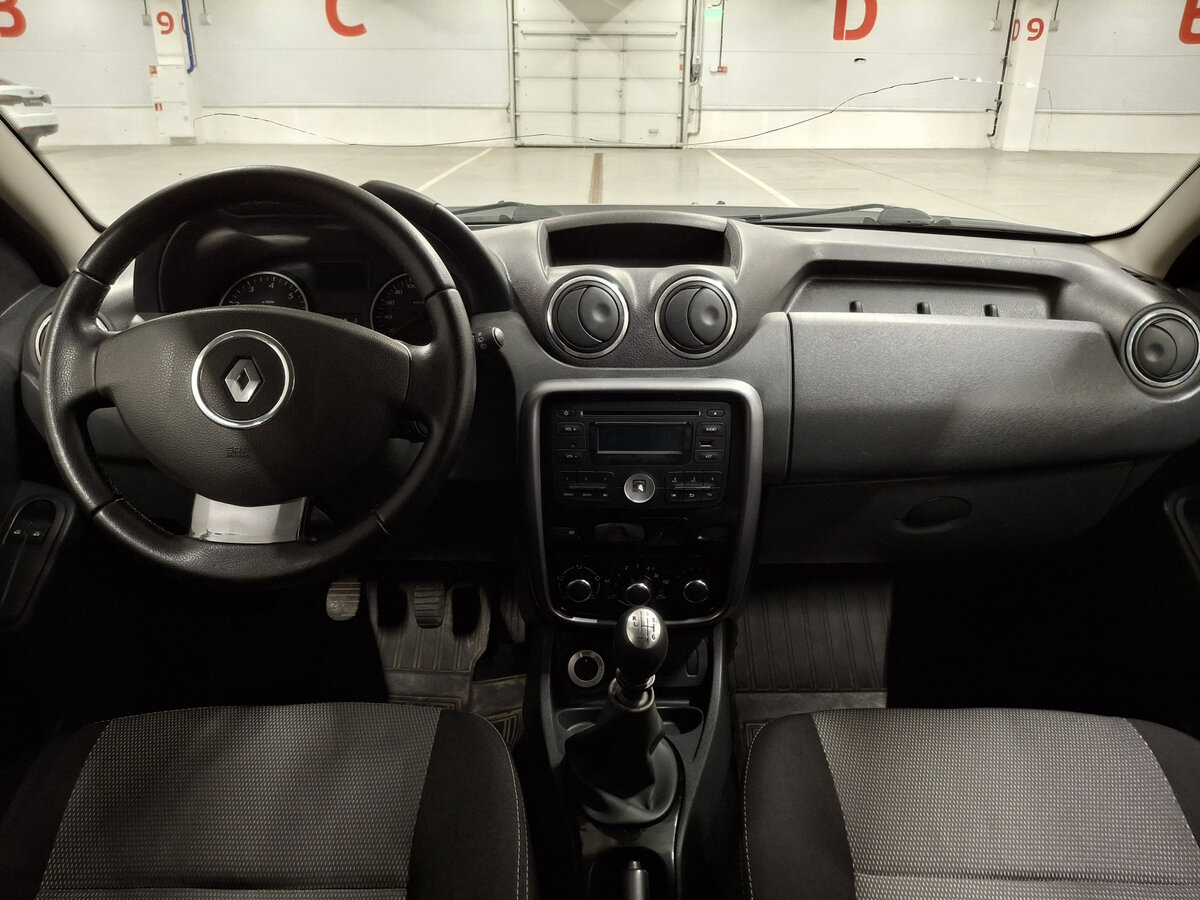 Renault Duster б/у, 2012, Механическая. Фото: #13