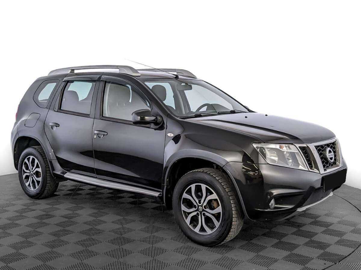 Nissan Terrano б/у, 2015, Автоматическая. Фото: #2