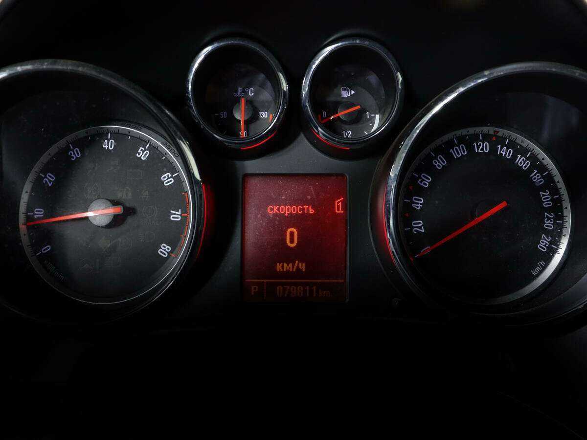 Opel Astra б/у, 2012, Автоматическая. Фото: #8