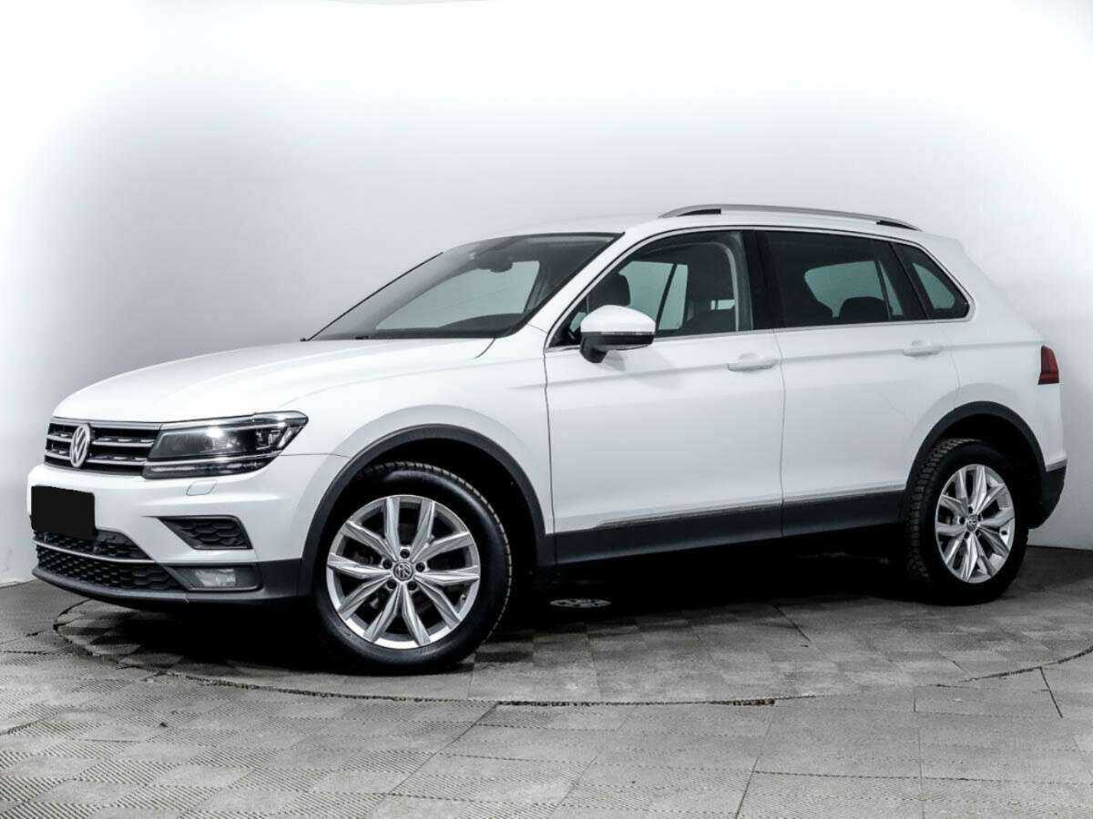 Volkswagen Tiguan б/у, 2017, Роботизированная. Посмотреть фото