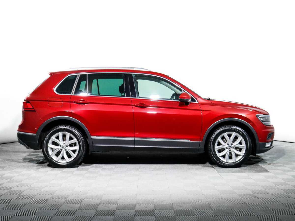 Volkswagen Tiguan б/у, 2016, Роботизированная. Фото: #3