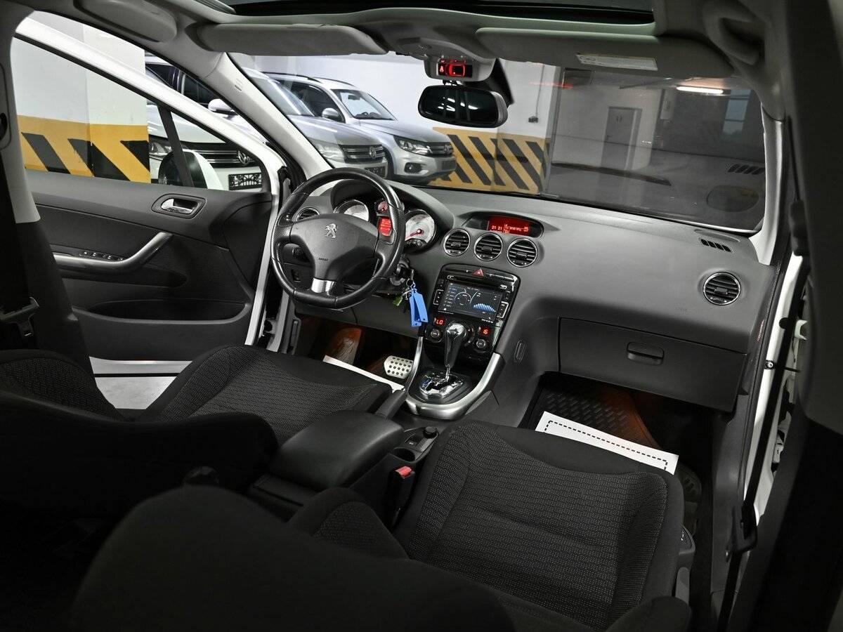 Peugeot 308 б/у, 2012, Автоматическая. Фото: #11