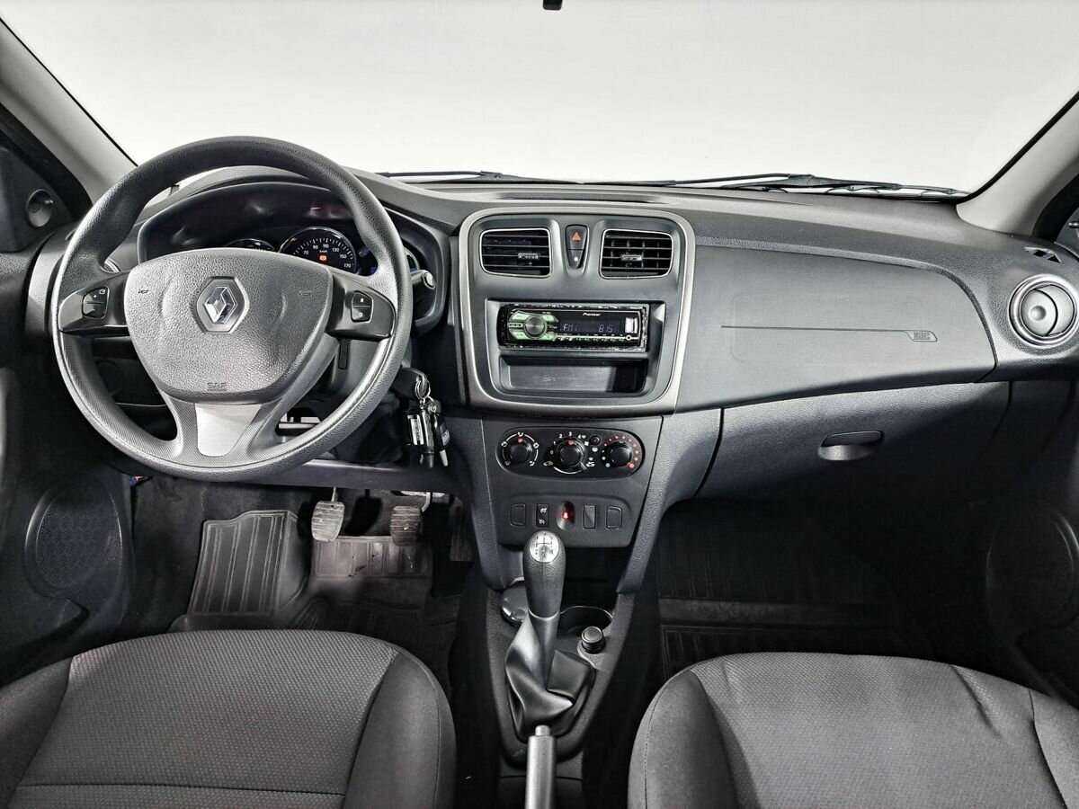 Renault Sandero б/у, 2015, Механическая. Фото: #11