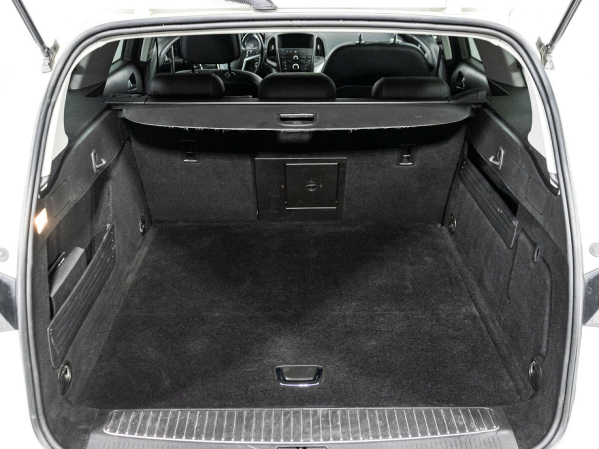 Opel Astra б/у, 2014, Автоматическая. Фото: #15