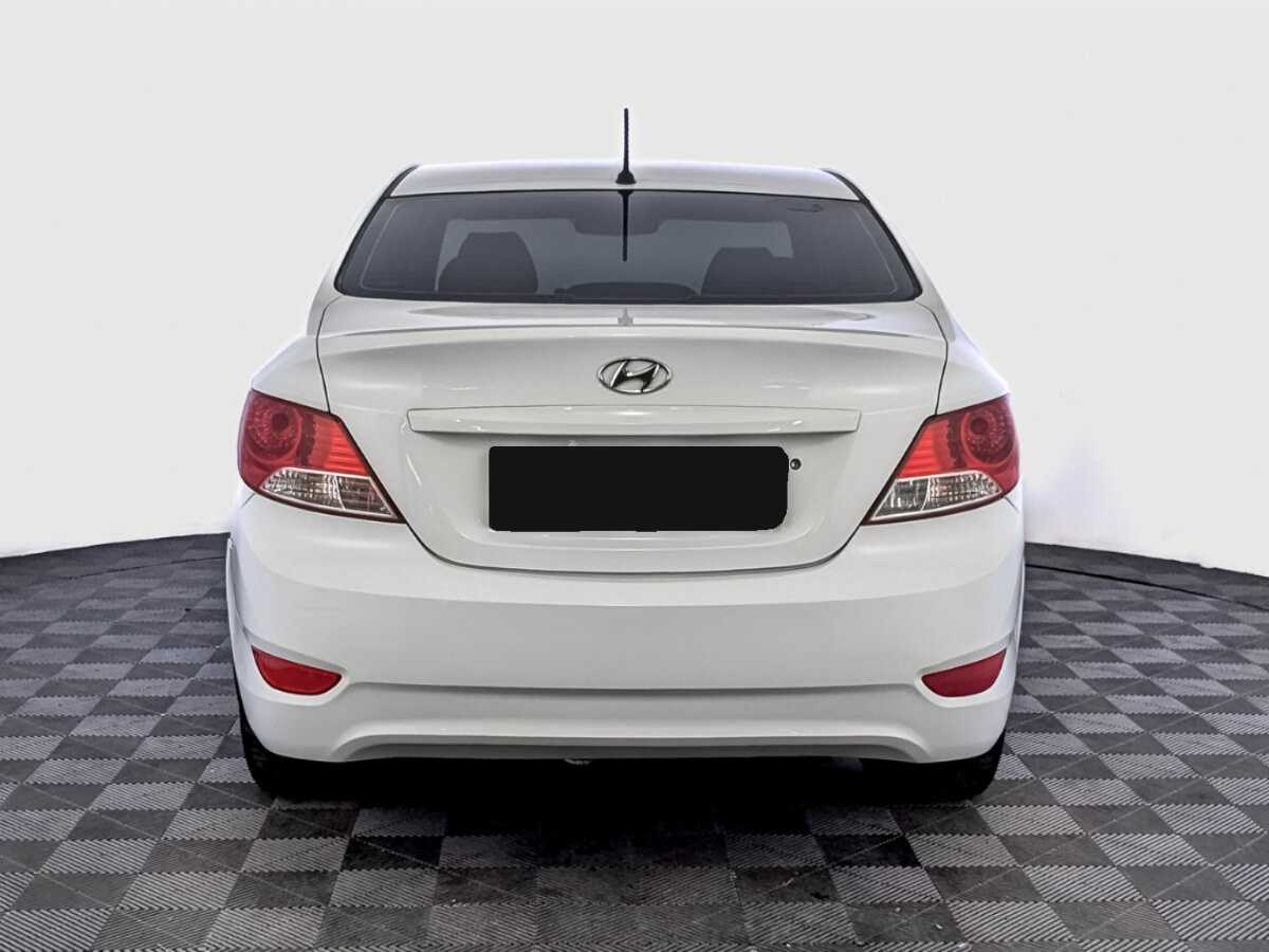 Hyundai Solaris б/у, 2014, Механическая. Фото: #5