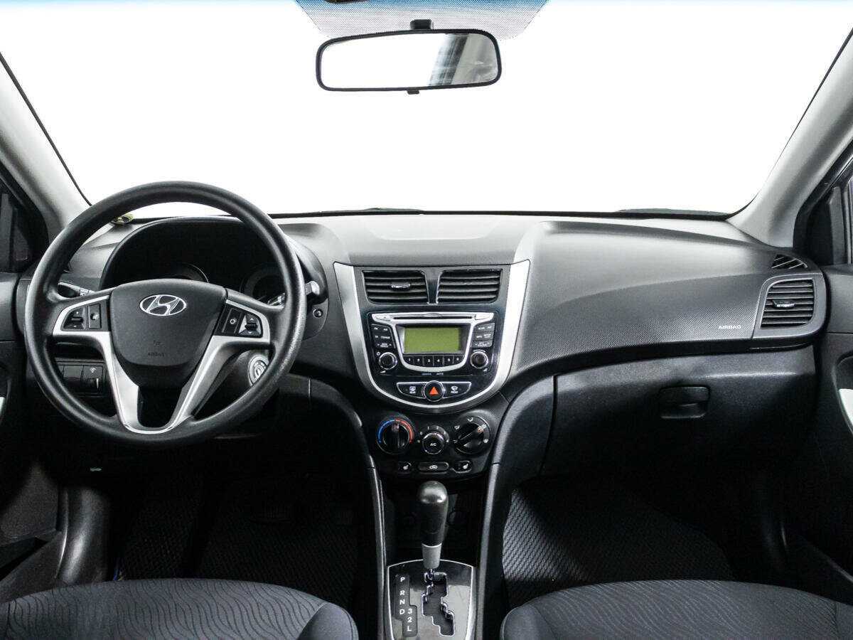Hyundai Solaris б/у, 2014, Автоматическая. Фото: #12